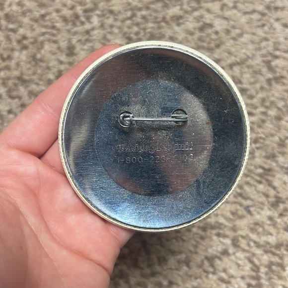 God Bless America 🇺🇸 Button - Picture 2 of 3